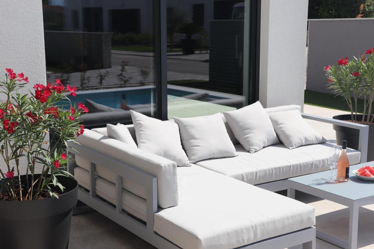 Meerbrise - Luxury Villa Banjole Exterior photo